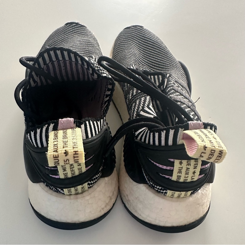 NMD_W1 - Picture 3 of 5